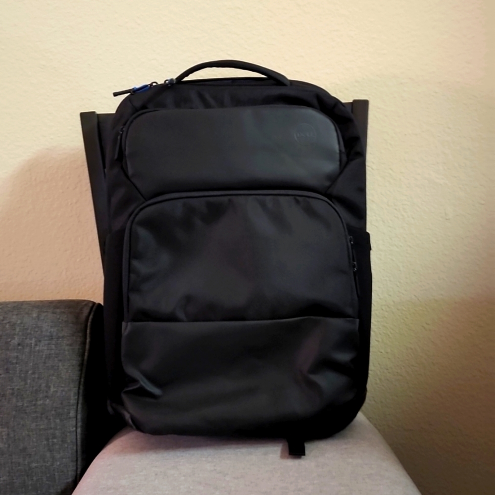 Dell 17 Inches Laptop Backpack